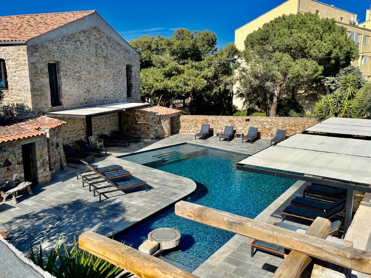 LʼÎle-Rousse Hotel Casa Rossa & Spa מראה חיצוני תמונה